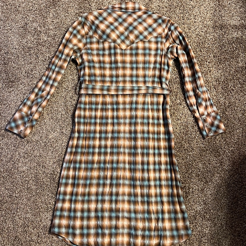 Plaid Button-Up Dress - Picture 5 of 10